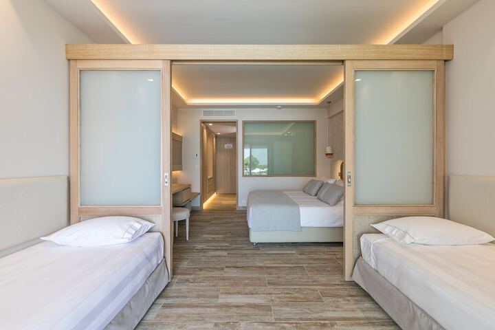 Room 41 of 117