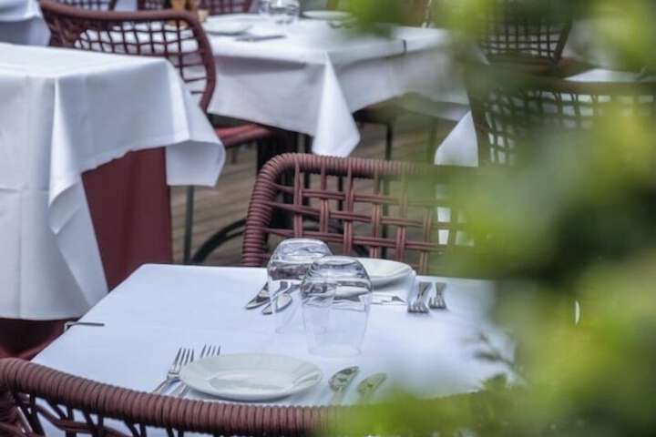 Dining 96 of 122