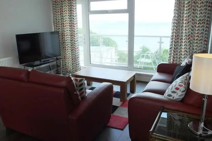 Room 2 of 15