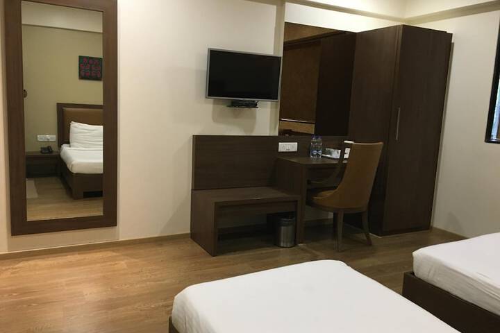 Room 14 of 23