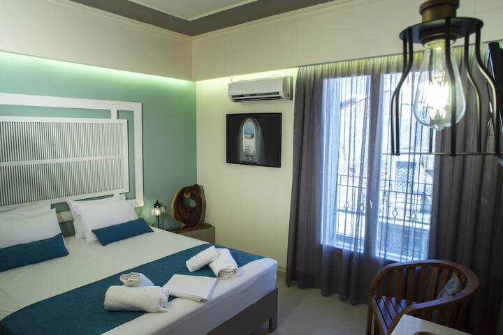 Room 3 of 50