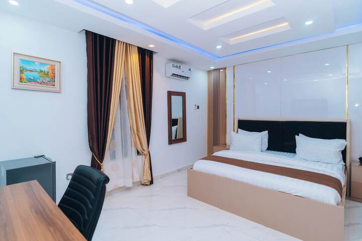 Room 21 of 60