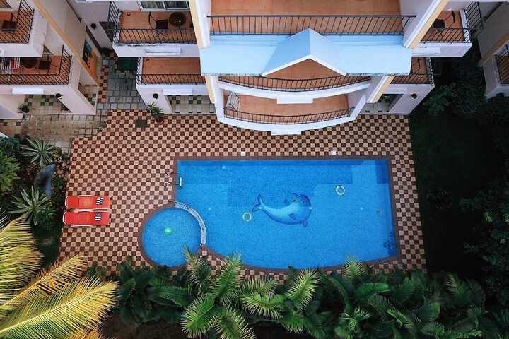Pool Hotel
