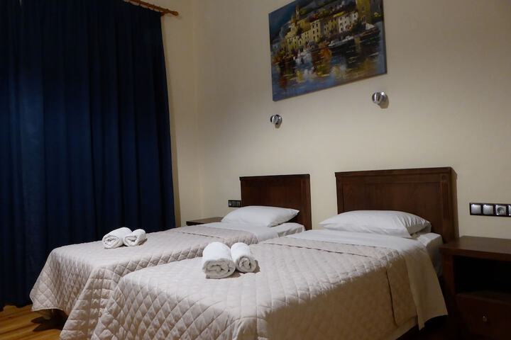 Room 46 of 70