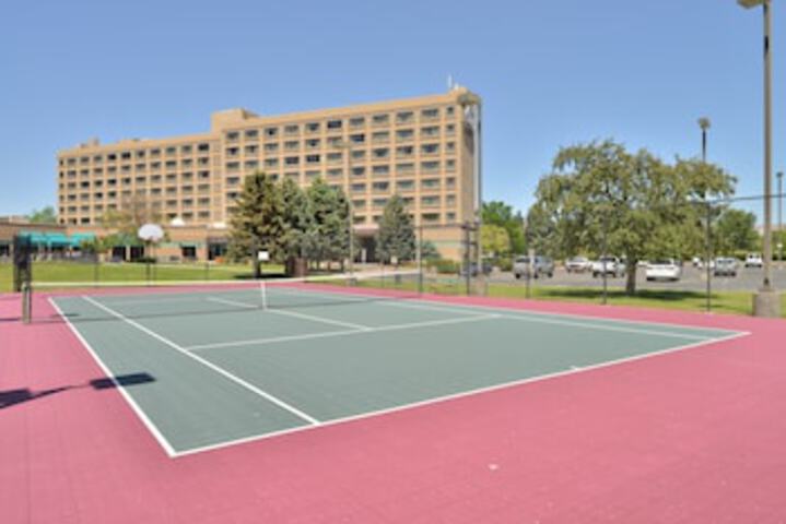 Tennis court