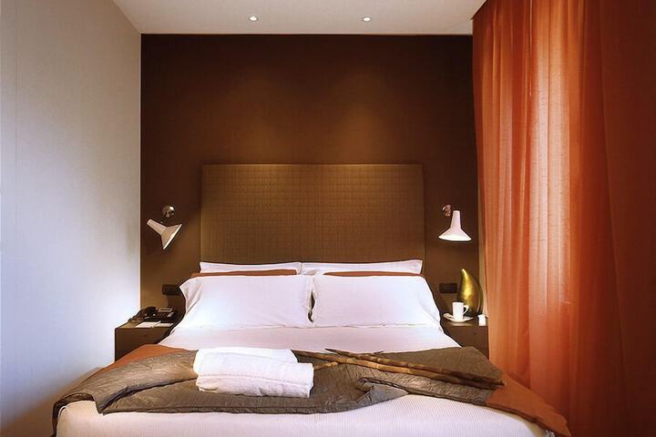 Room 29 of 82