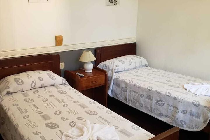 Room 7 of 17