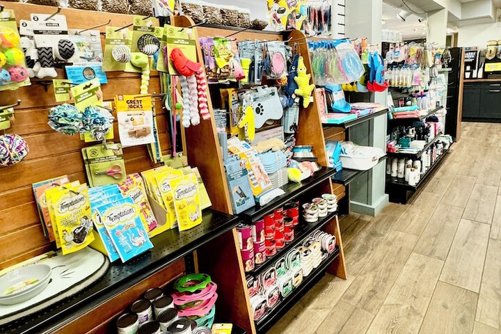 Gift Shop 146 of 188