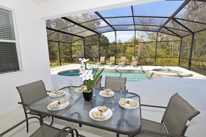 Terrace/Patio 16 of 36