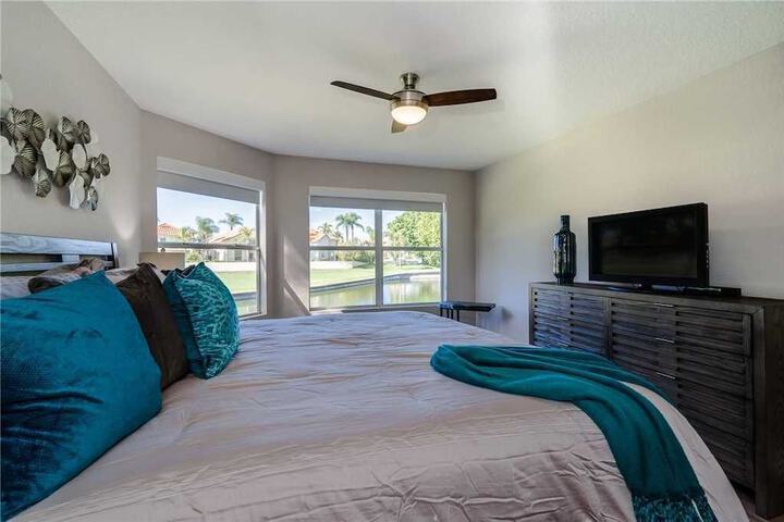 Vista Verde East 115 Pool Access Wifi Spa in St. Petersburg, FL