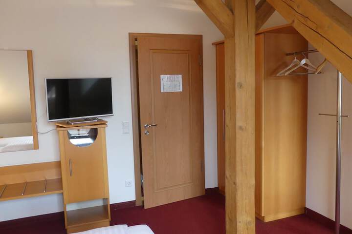 Room 34 of 55
