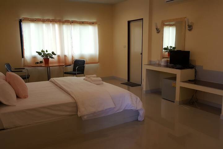 Room 52 of 92