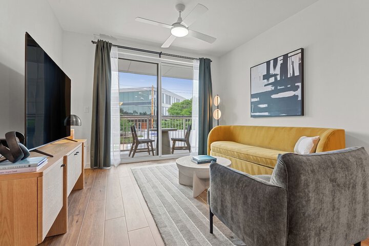 Room 45 of 184