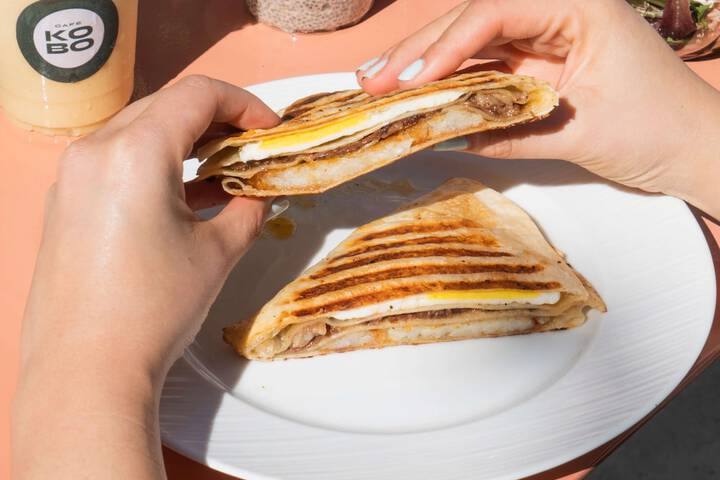 Breakfast meal
