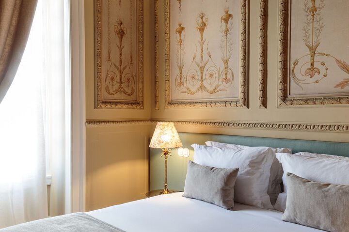 Dear Lisbon -Valmor Palace