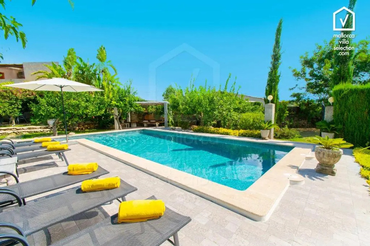 Pool 14 of 23