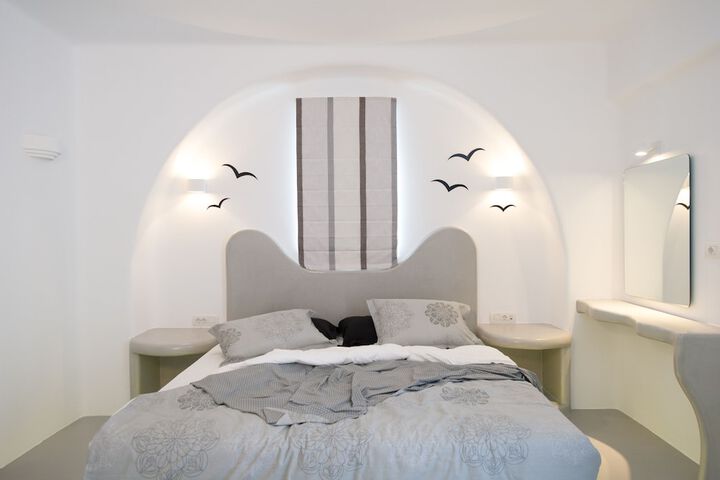 Room 19 of 230