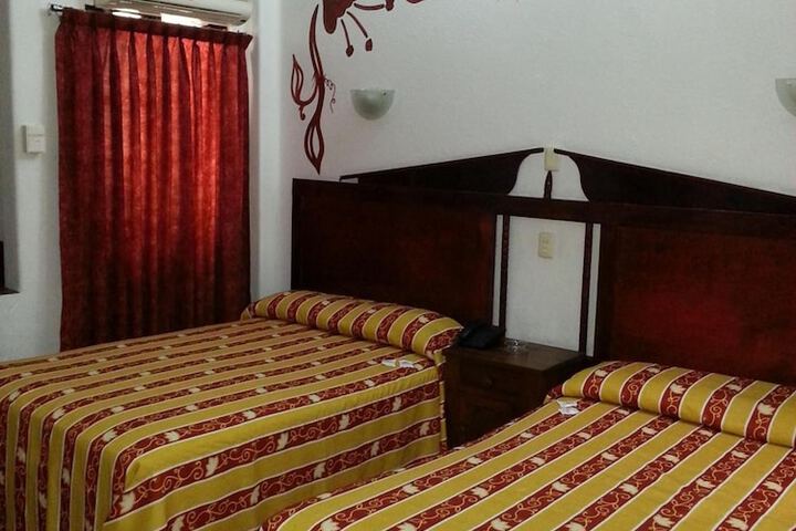 Room 10 of 51