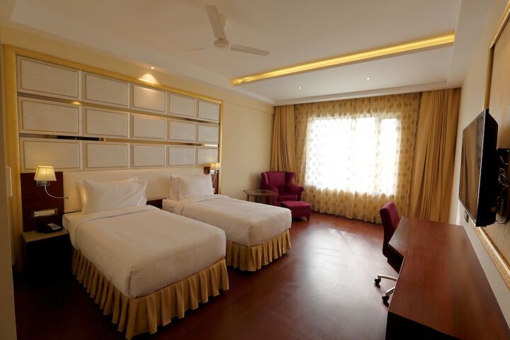 Room 6 of 29