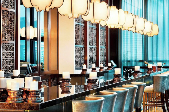 Lounge 184 of 234