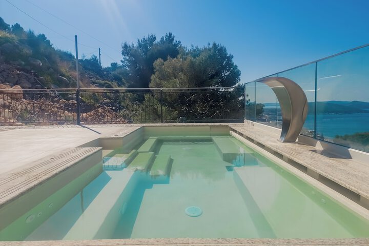 Pool 56 of 126