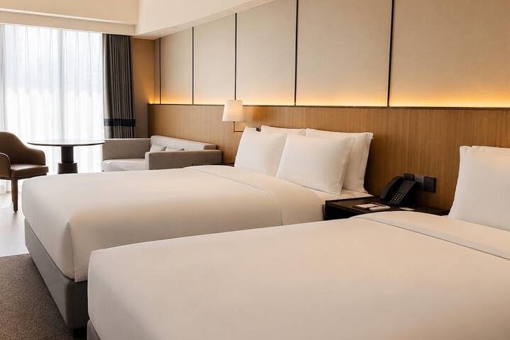 Room 14 of 60