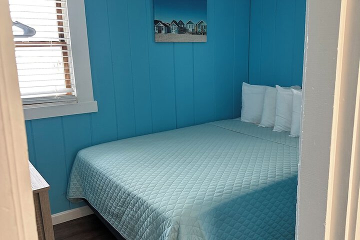 Room 25 of 134