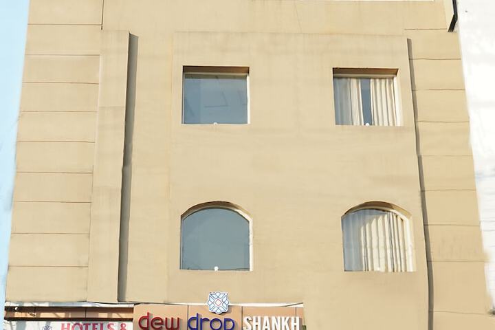 Hotel 69 of 76