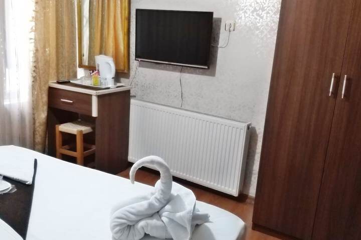 Room 10 of 39