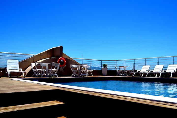 Hotel with Pool