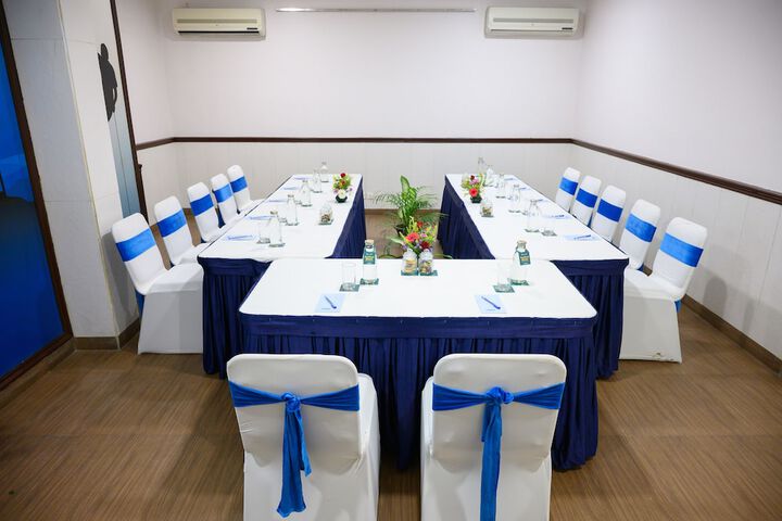 Ballroom/Hall 62 of 86