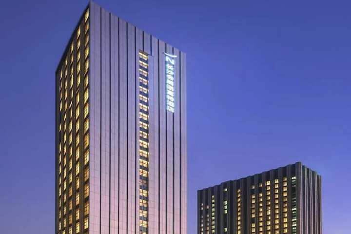 Hotel 77 of 91