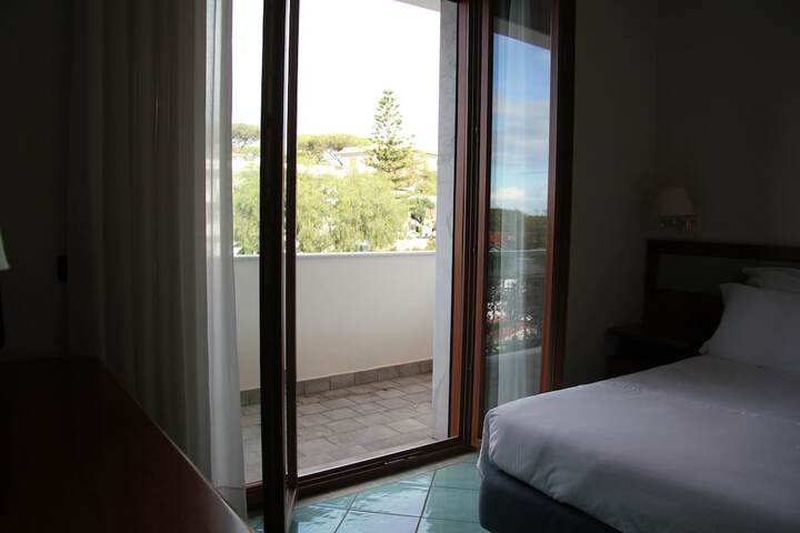 Room 58 of 137