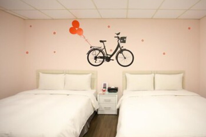 Room 19 of 29