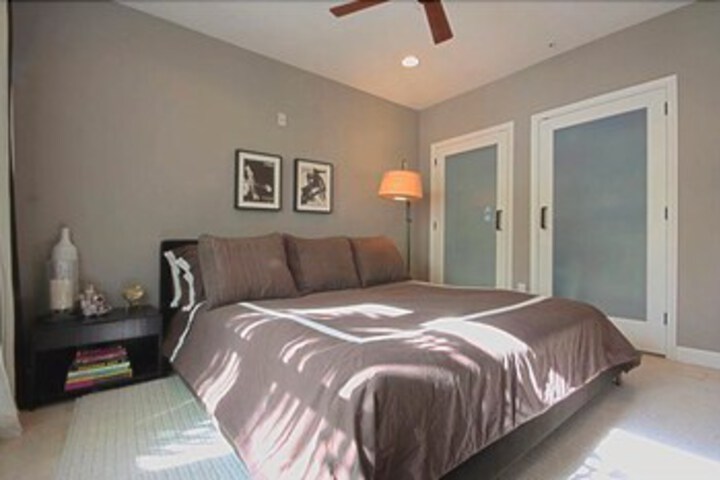 Room 16 of 21