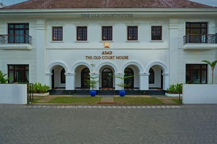 The Old Court House by Abad