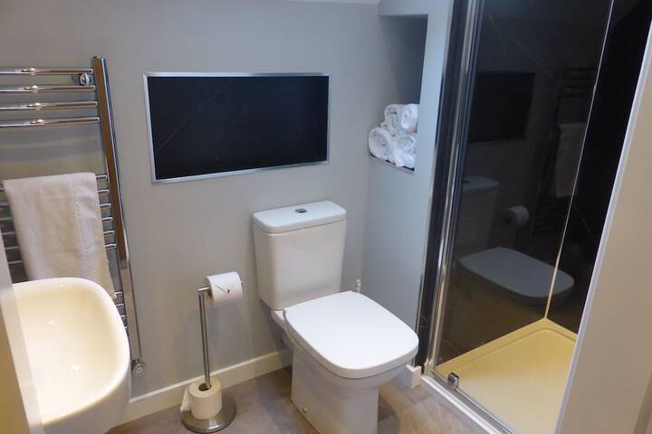 Room 20 of 28