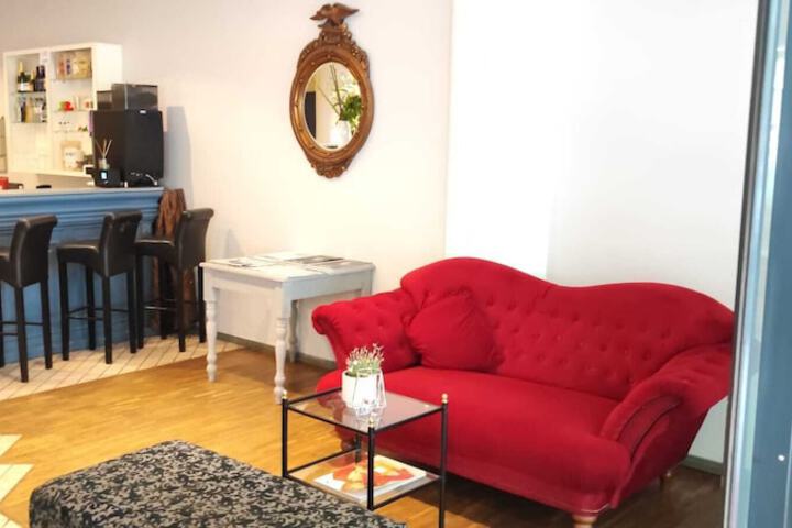 Guest Lobby