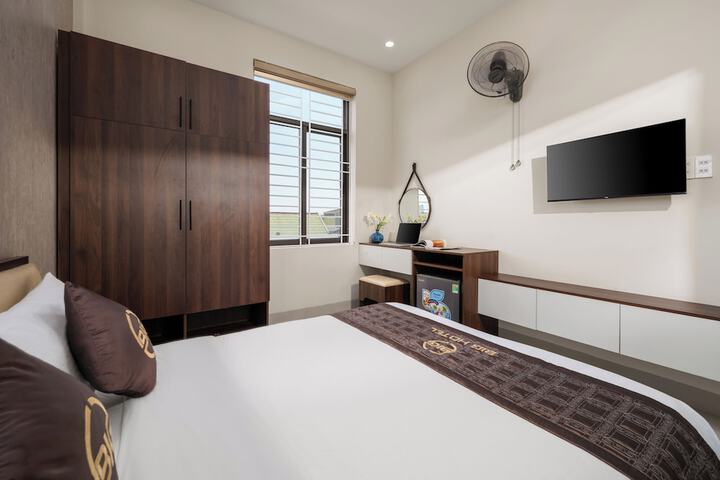 Room 19 of 40