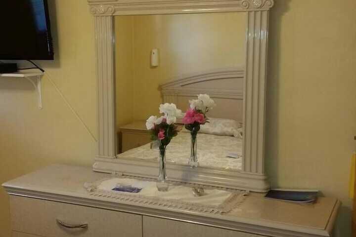 Room 1 of 2