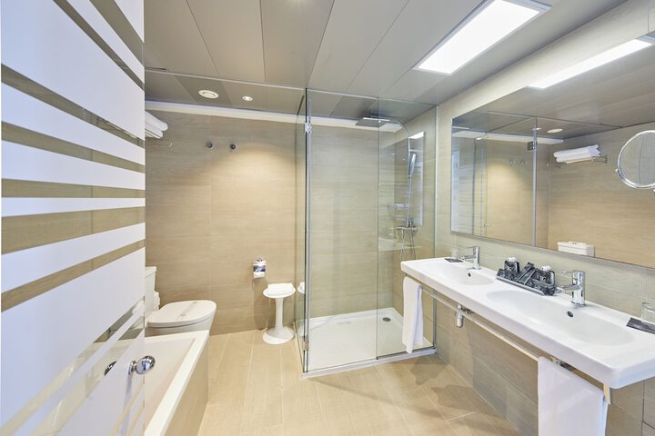 Bath Interior