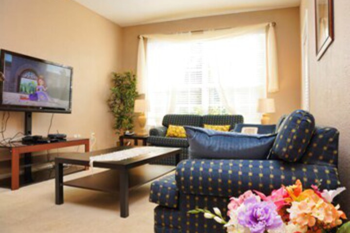 Luxury 3 Bedroom 2 Bath Condo Near Disney
