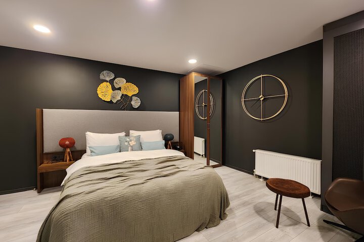 Room 11 of 55
