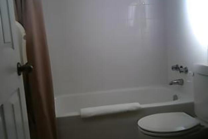 Room 16 of 21