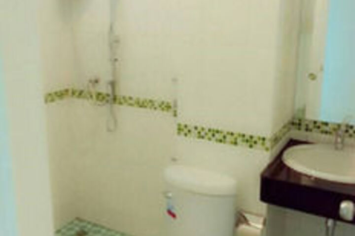 Room 3 of 15
