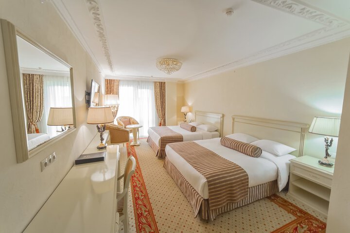 Room 14 of 79