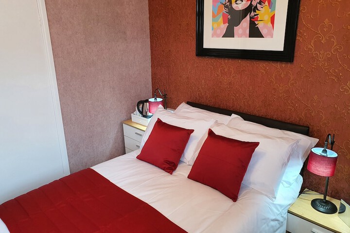 Room 14 of 49
