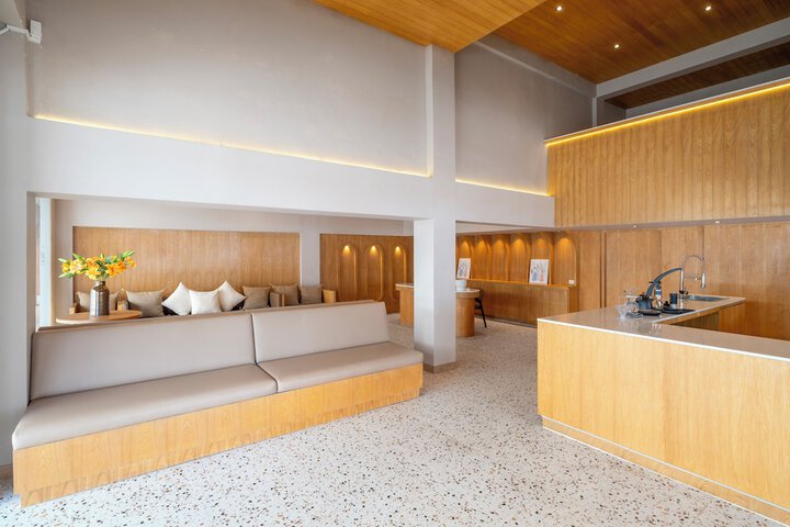 Hotel Interior 4 of 65