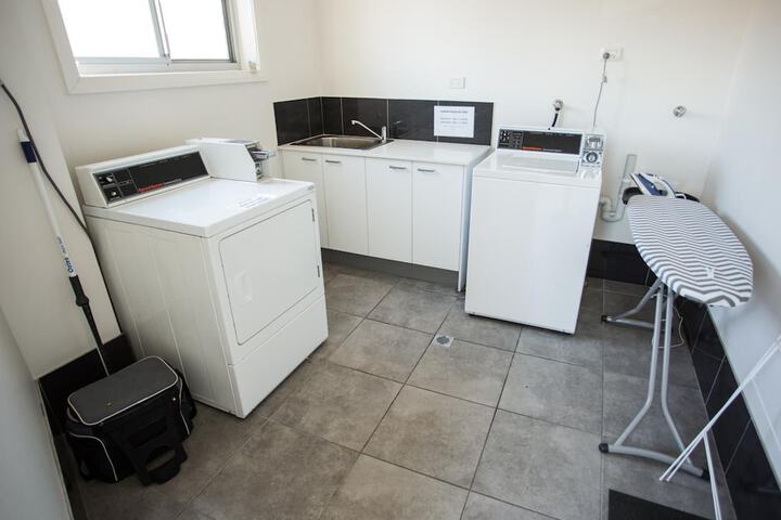 Laundry 19 of 33