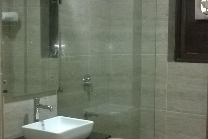 Room 20 of 31
